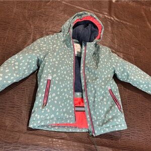 Girls' Kiltec ski/snowboarding coat —windproof, waterproof, breathable.Size 7/8.